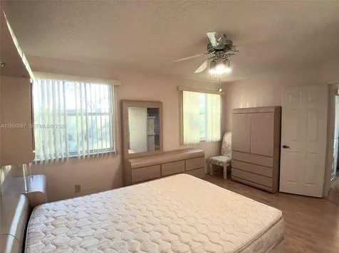 10368 NW 24th Place Sunrise FL 33322