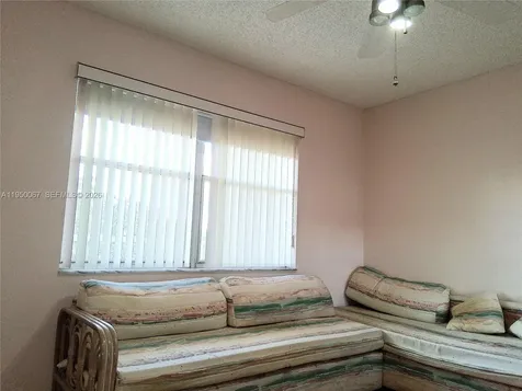 10368 NW 24th Place Sunrise FL 33322