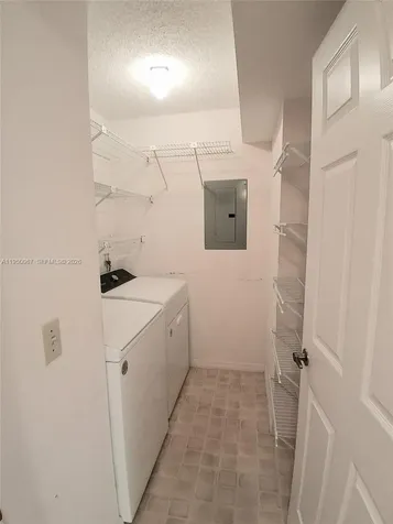 10368 NW 24th Place Sunrise FL 33322