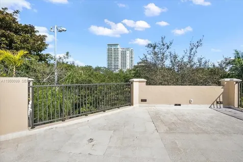 3471 Main Highway Miami FL 33133
