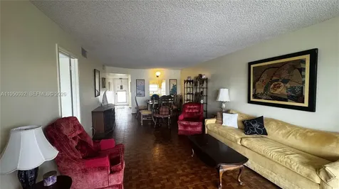 9423 S Hollybrook Lake Drive Miramar FL 33025