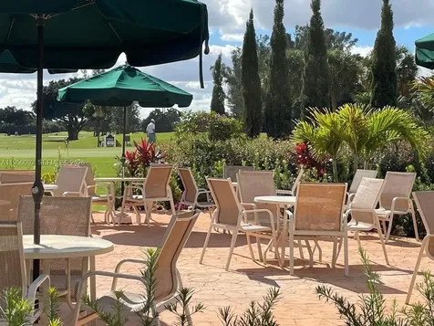 9423 S Hollybrook Lake Drive Miramar FL 33025
