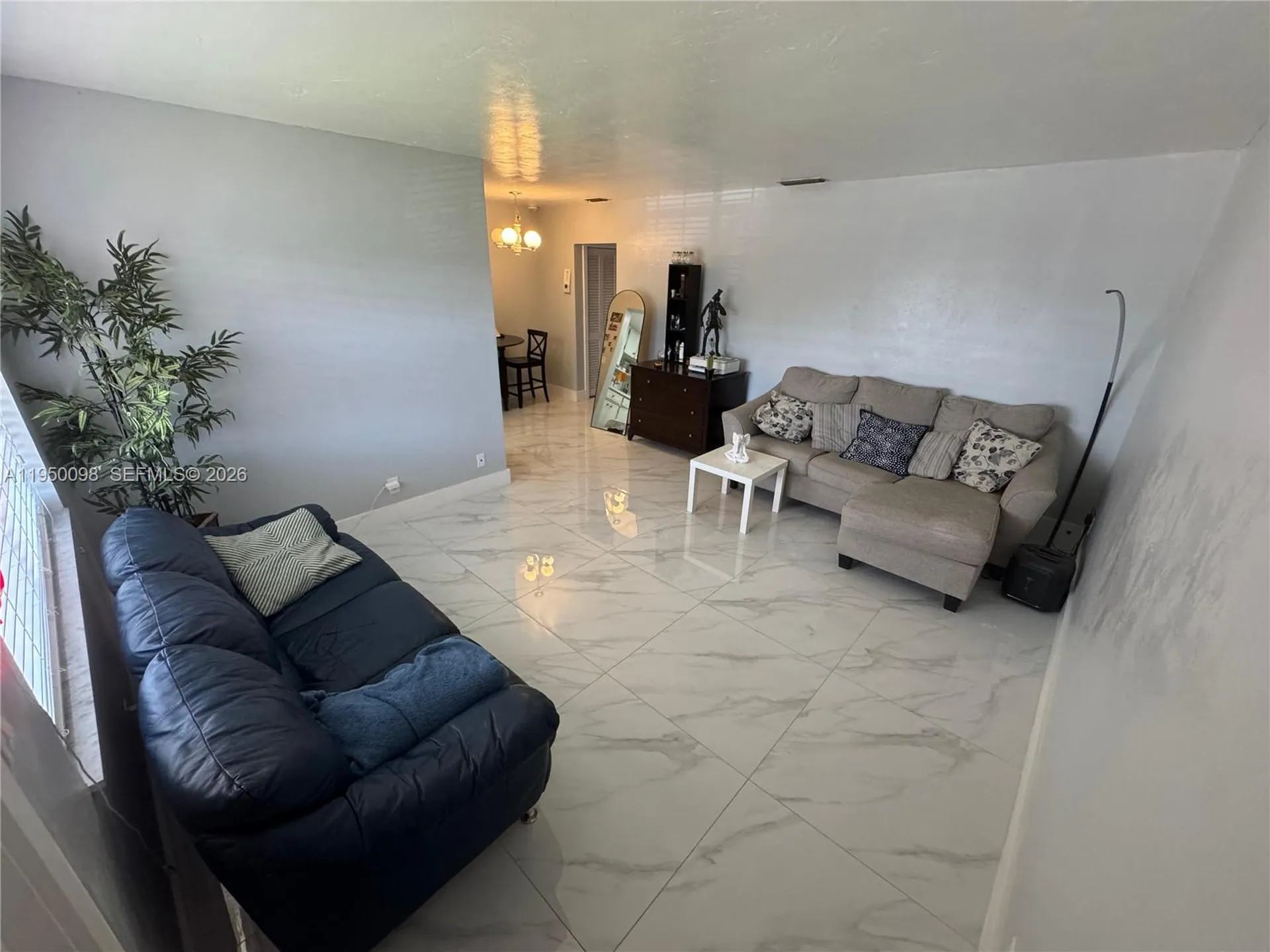 1825 Cleveland Street Hollywood FL 33020