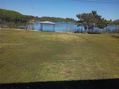 1824 Red Road Clewiston FL 33440