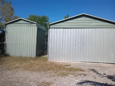 1824 Red Road Clewiston FL 33440