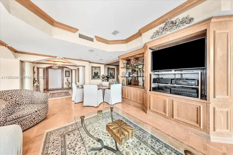 10101 Collins Avenue Bal Harbour FL 33154