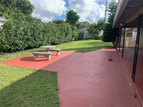 5616 Arthur Street Hollywood FL 33021