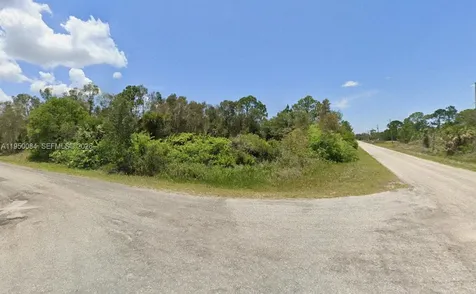 982 Plantation Road Lehigh Acres FL 33974
