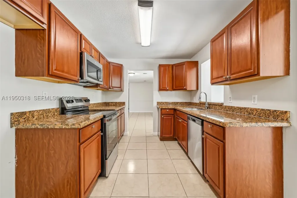 334 NW 12th Avenue Boca Raton FL 33486