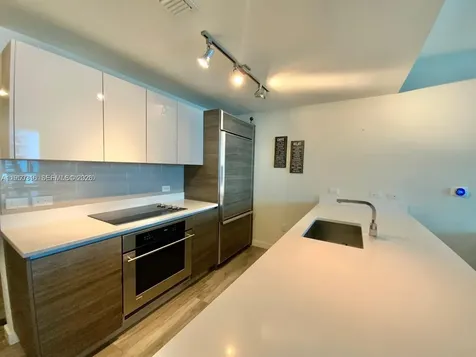 1100 S Miami Avenue Miami FL 33130