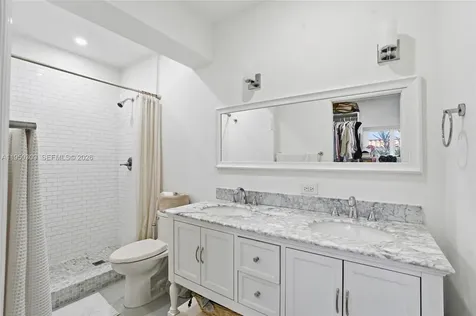 453 NE 89th Street El Portal FL 33138