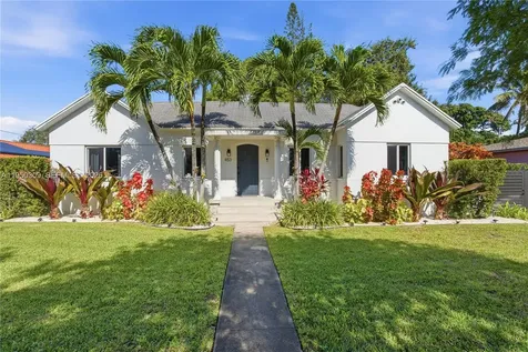 453 NE 89th Street El Portal FL 33138