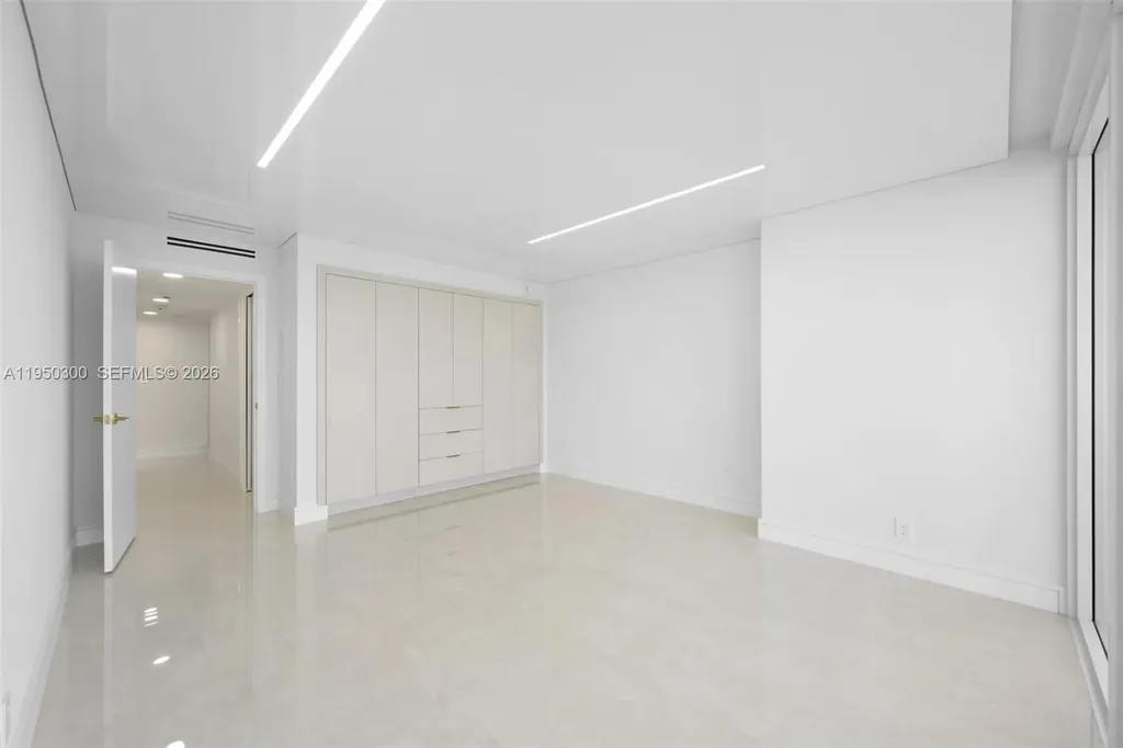 2200 S Ocean Lane Fort Lauderdale FL 33316