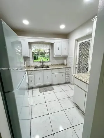 5300 Washington Street Hollywood FL 33021