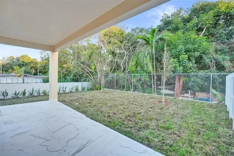 250 NE 119th Terrace Miami FL 33161