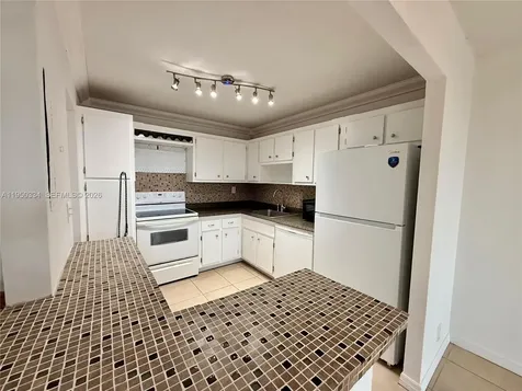2771 Taft Street Hollywood FL 33020
