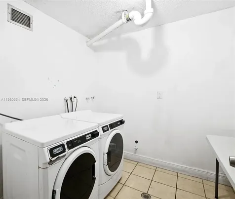 2771 Taft Street Hollywood FL 33020