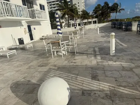 401 Ocean Drive Miami Beach FL 33139