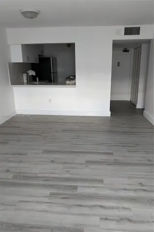401 Ocean Drive Miami Beach FL 33139