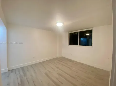401 Ocean Drive Miami Beach FL 33139