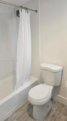 401 Ocean Drive Miami Beach FL 33139