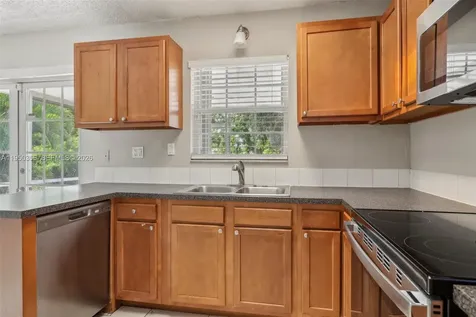 1531 N 17th Avenue N Lake Worth FL 33460