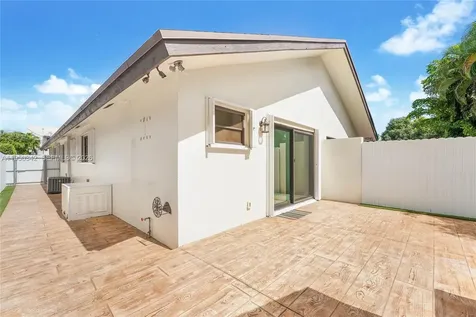 1634 SW 19th Terrace Miami FL 33145