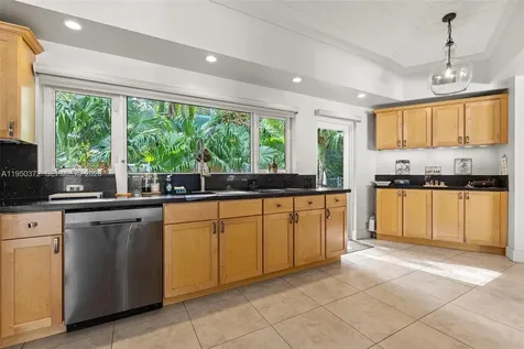 157 Navajo Street Tavernier FL 33070