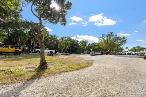 157 Navajo Street Tavernier FL 33070