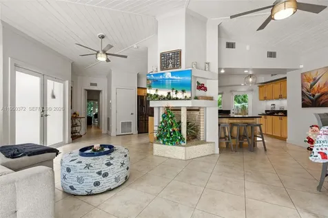 157 Navajo Street Tavernier FL 33070