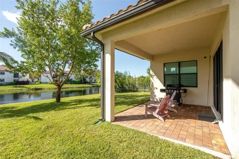 11824 SW 13th Court Pembroke Pines FL 33025