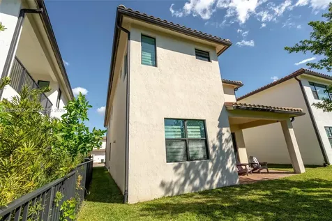 11824 SW 13th Court Pembroke Pines FL 33025