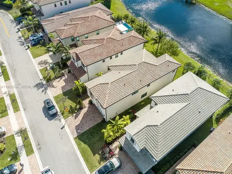 11824 SW 13th Court Pembroke Pines FL 33025
