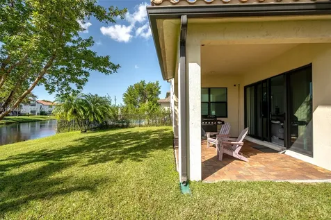11824 SW 13th Court Pembroke Pines FL 33025