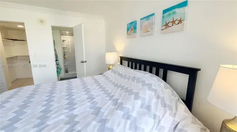 16909 N Bay Road Sunny Isles Beach FL 33160
