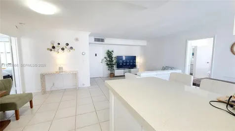 16909 N Bay Road Sunny Isles Beach FL 33160
