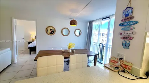 16909 N Bay Road Sunny Isles Beach FL 33160