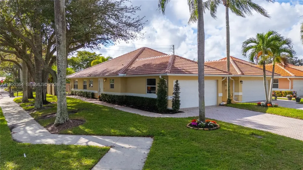 5561 Grande Palm Circle Delray Beach FL 33484