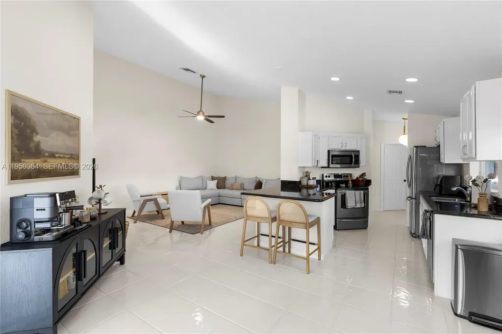 5561 Grande Palm Circle Delray Beach FL 33484