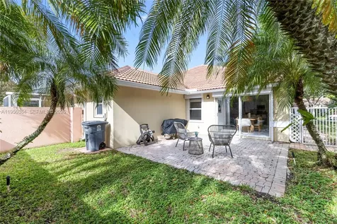 5561 Grande Palm Circle Delray Beach FL 33484