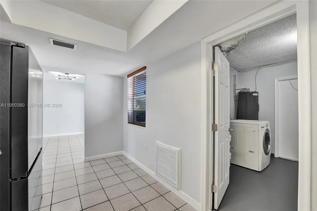 7601 Farragut Street Hollywood FL 33024