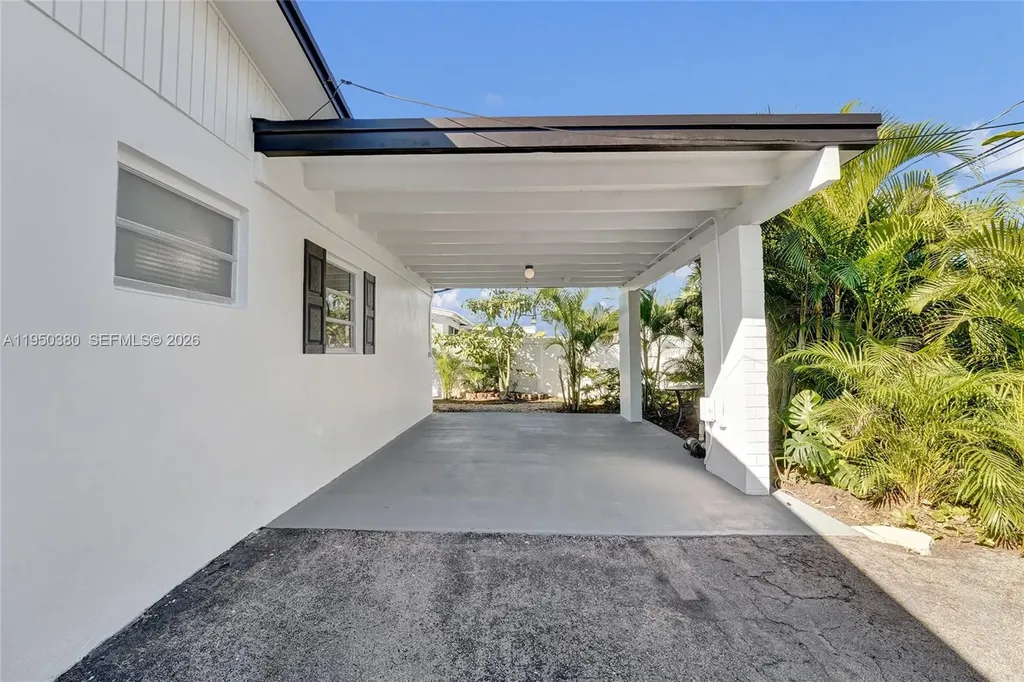 7601 Farragut Street Hollywood FL 33024