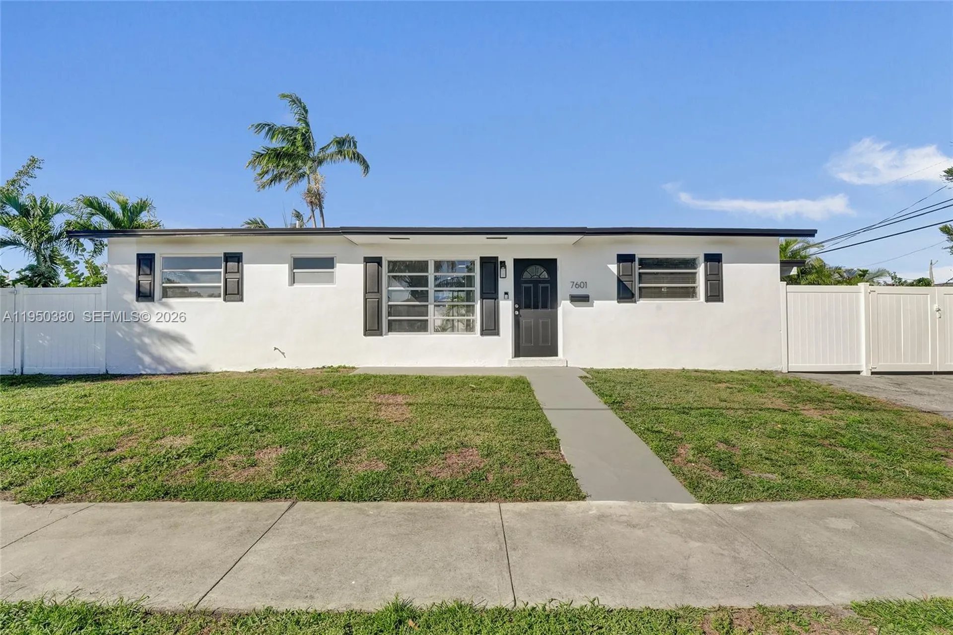 7601 Farragut Street Hollywood FL 33024