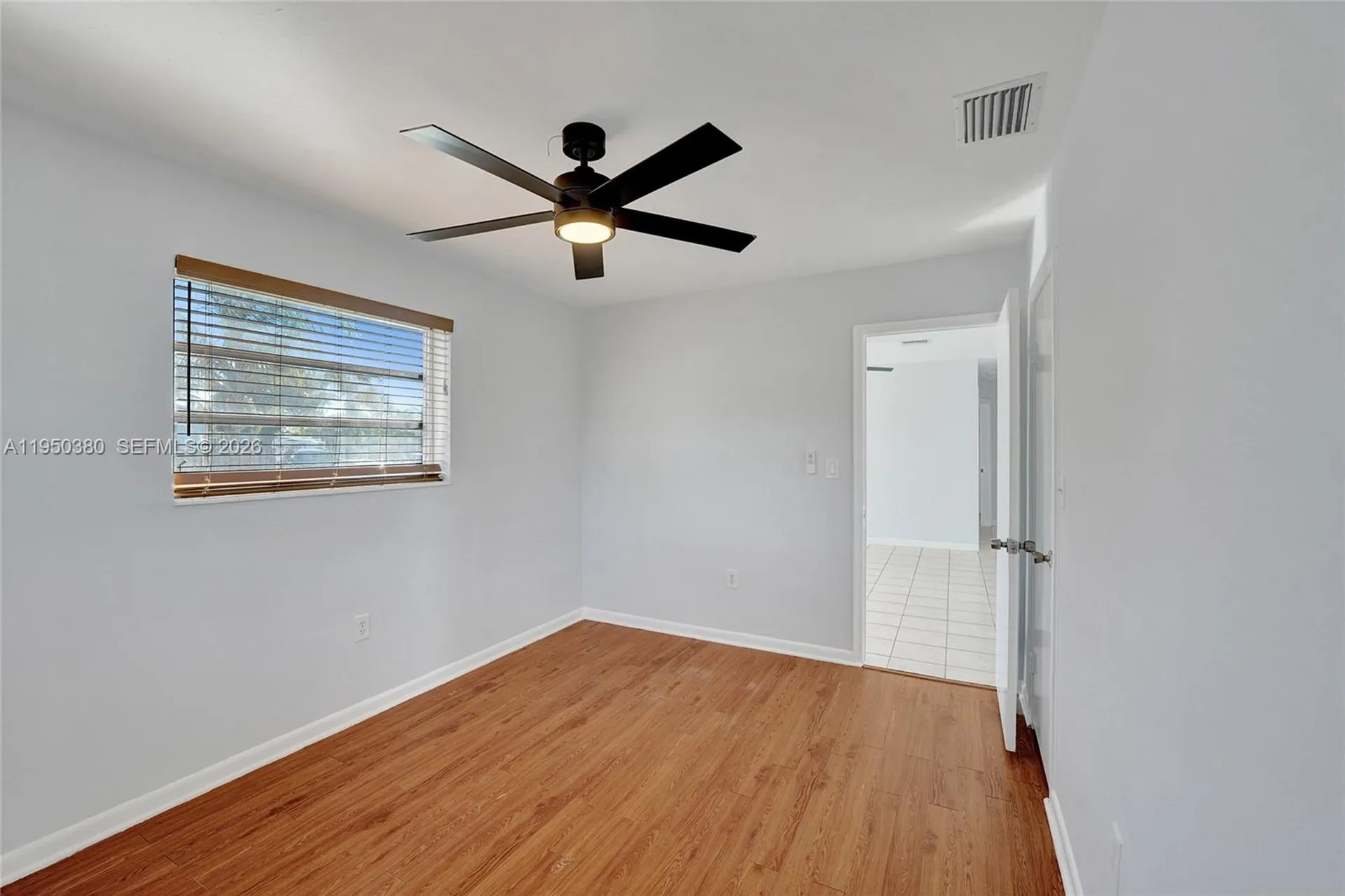 7601 Farragut Street Hollywood FL 33024