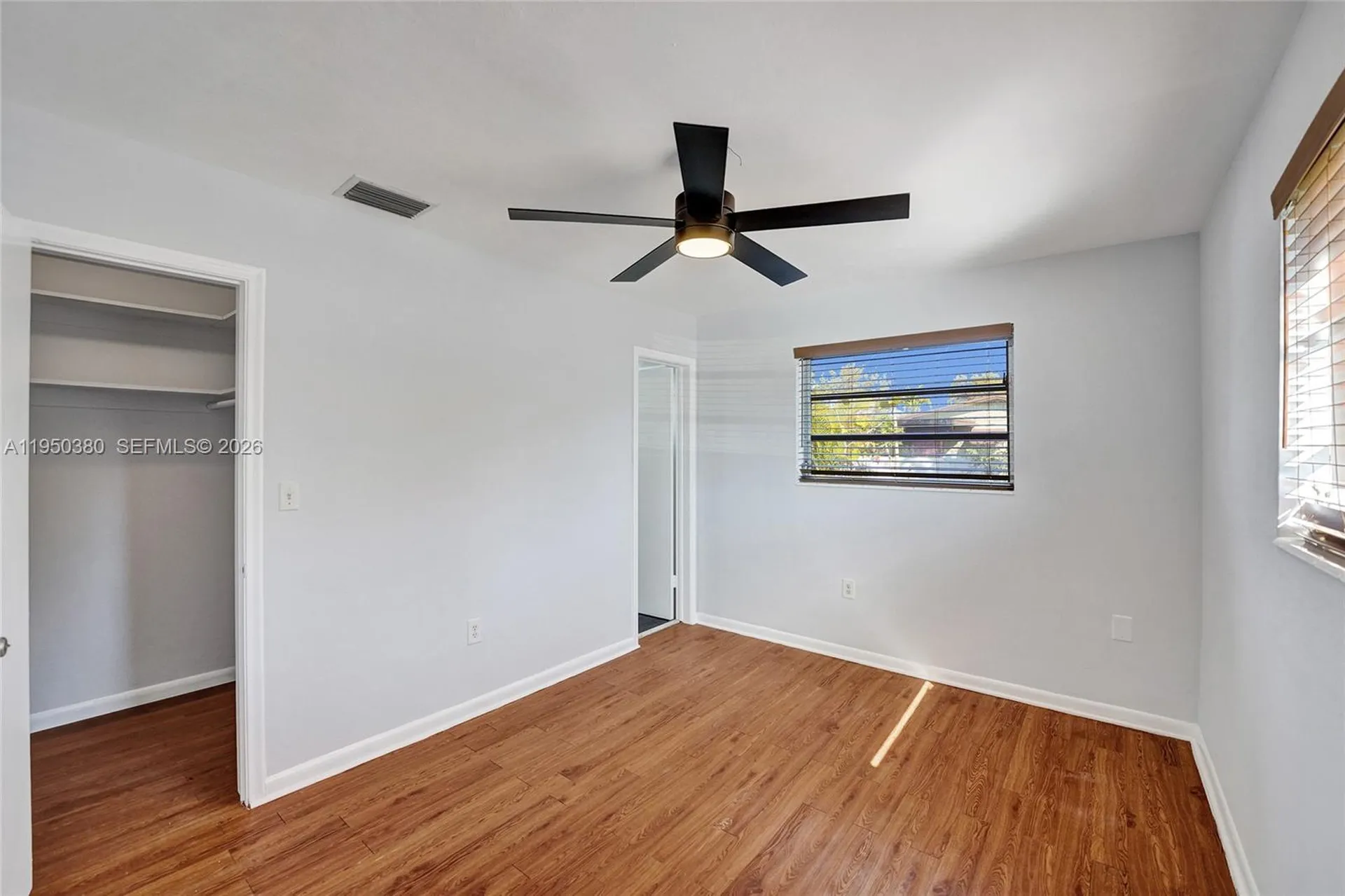 7601 Farragut Street Hollywood FL 33024
