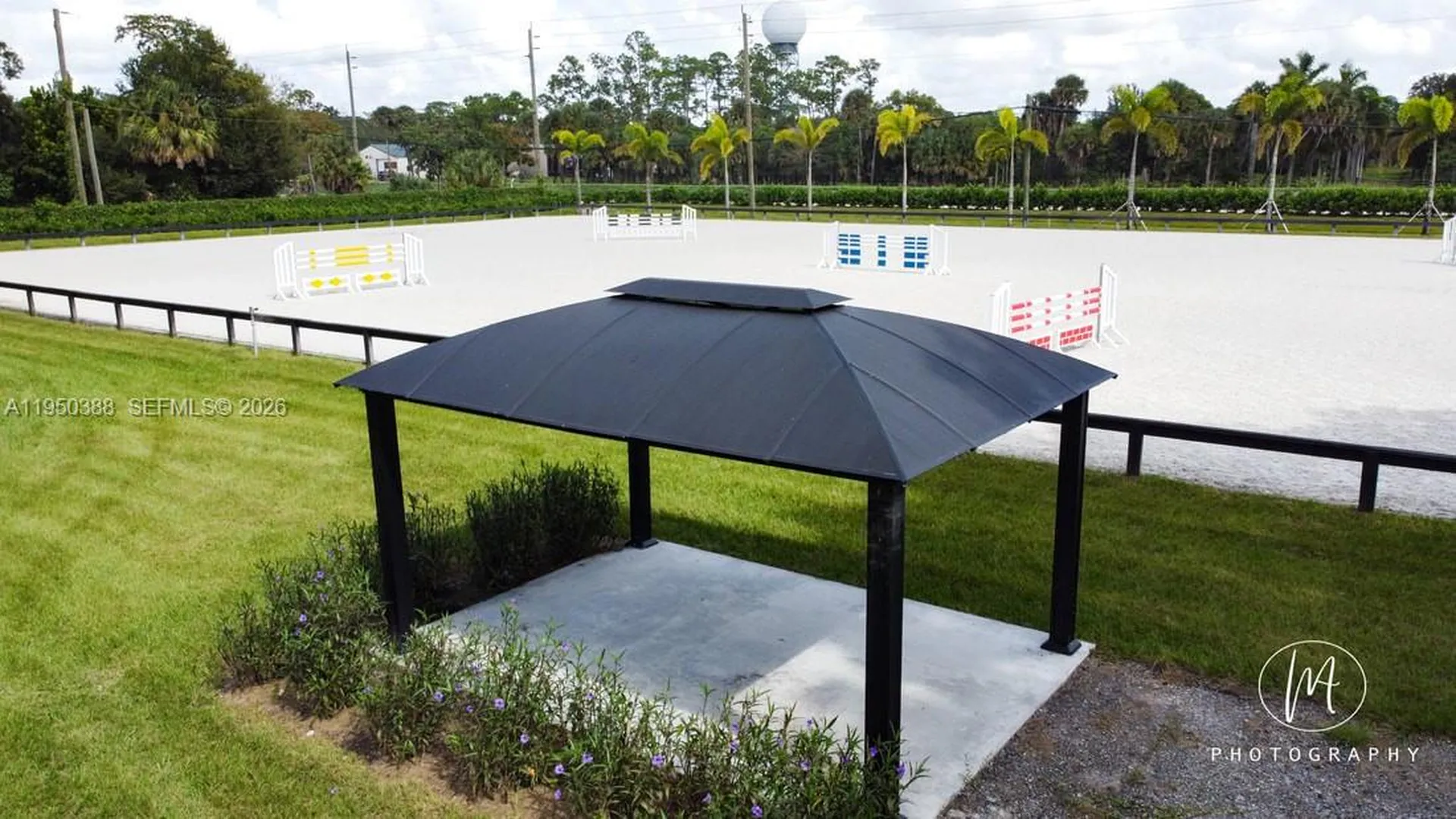 Loxahatchee FL 33470