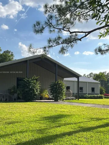 Loxahatchee FL 33470