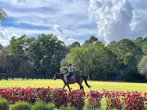 Loxahatchee FL 33470