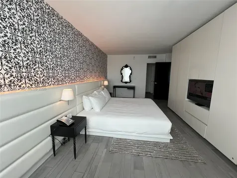1100 West Avenue Miami Beach FL 33139