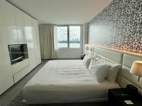 1100 West Avenue Miami Beach FL 33139
